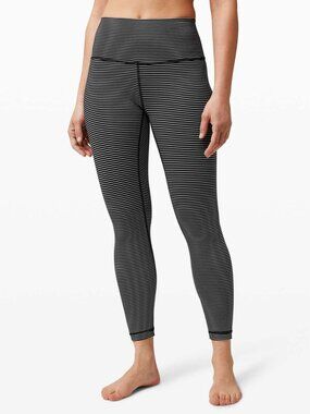 EUC Lululemon Wunder Under high rise leggings